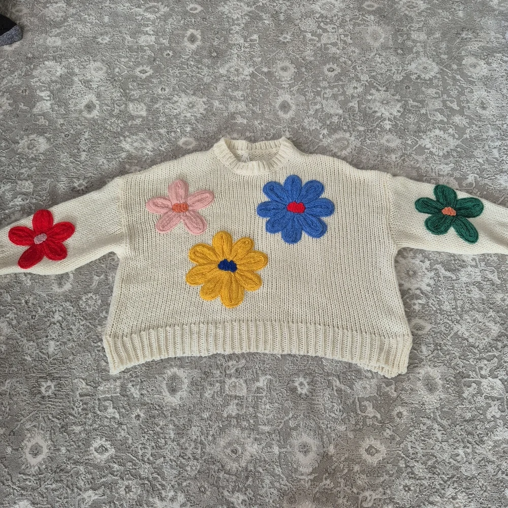 Dreamers By Debut Women's Boho Cottagecore Cream Floral Knit Sweater Size Small - Picture 4 of 9